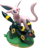 Pokémon - Prismatic Evolutions: Premium Figure Collection